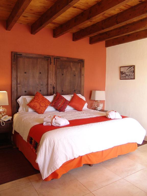 Casa Del Tio Hotel Boutique San Miguel de Allende Værelse billede A bedroom at Hotel San Cristóbal